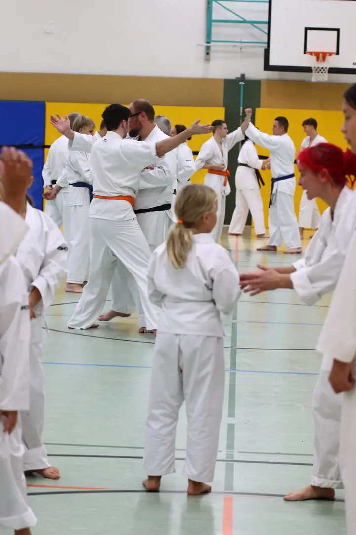 The whole hall training together in Plauen